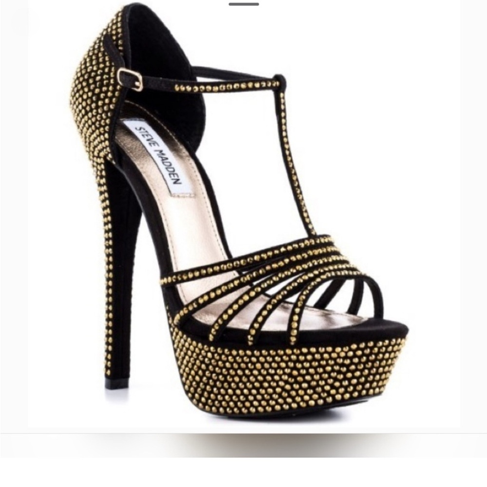 🪩 Steve Madden Black Platform Heels with Gold Studs 🪩